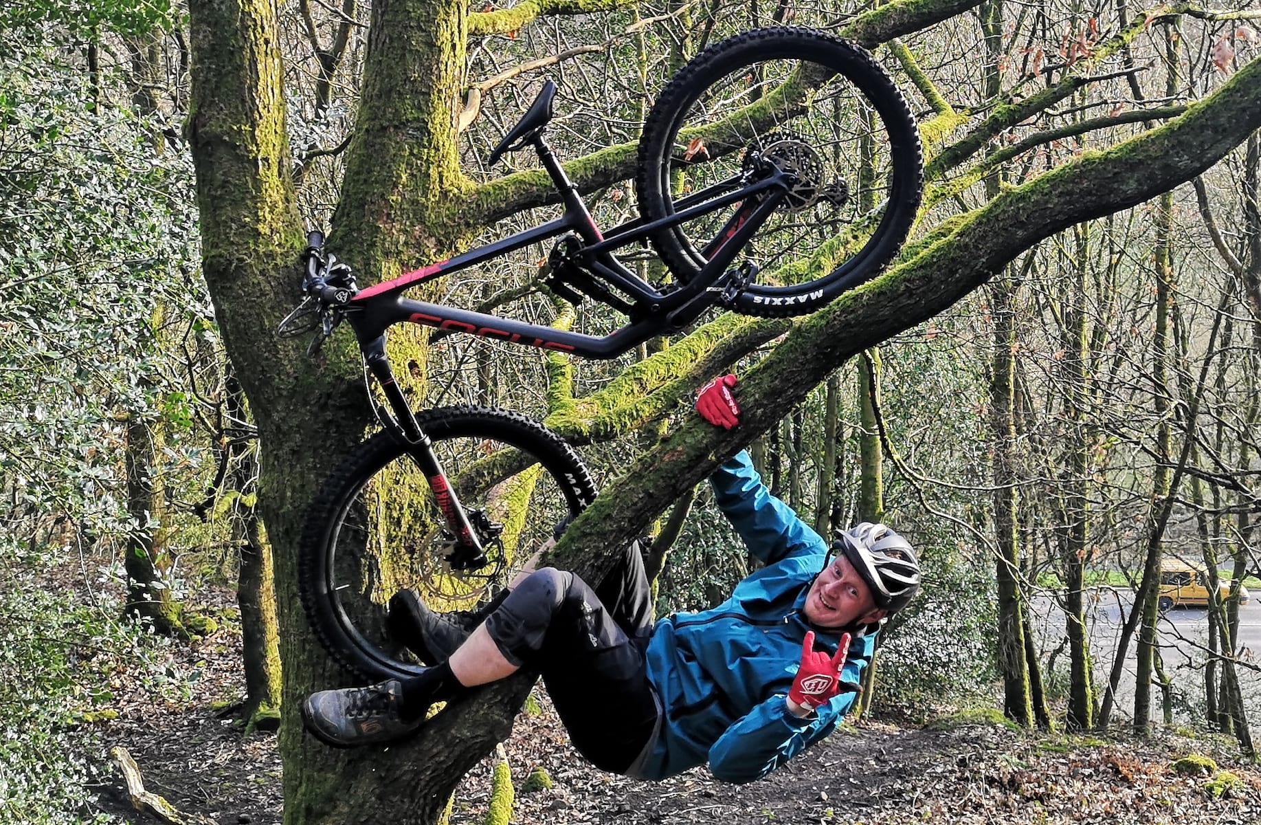 A £1000 titanium crank, a £6000 bike and a £2000 car! Fresh Goods Friday 435