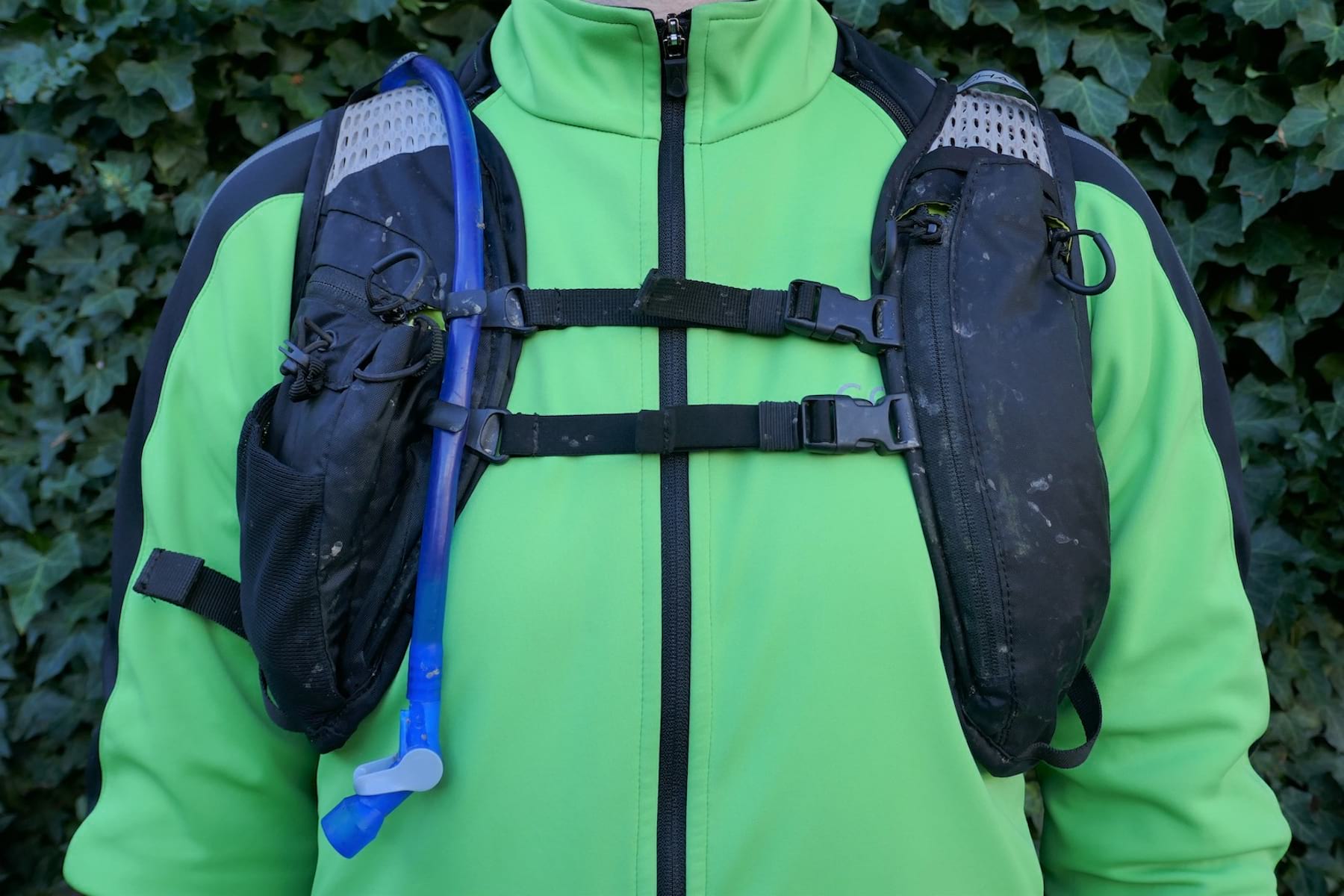 camelbak chase backpack vest hydration