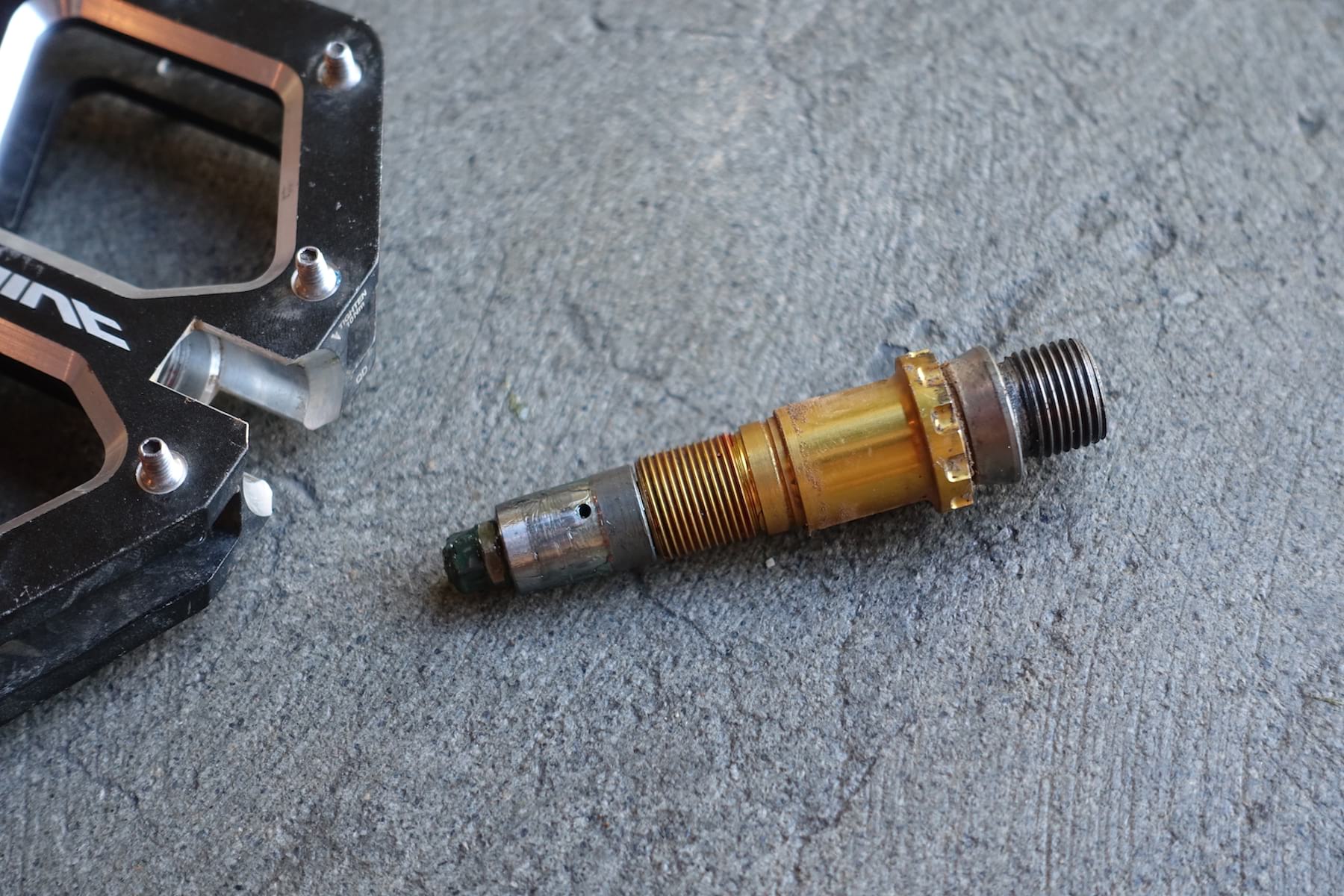 shimano saint flat pedal axle bearing