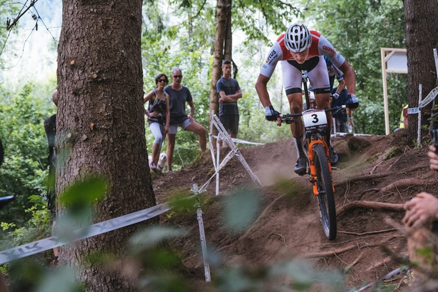 The 2020 Fox 32 Step-Cast fork is now as stiff as a 34