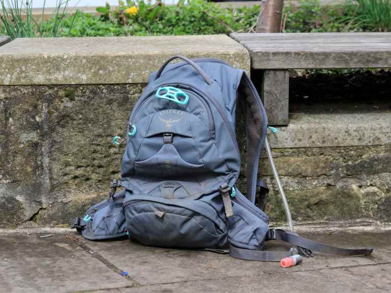 Osprey Raven 10 | Women’s Hydration Backpack For Long Days Out