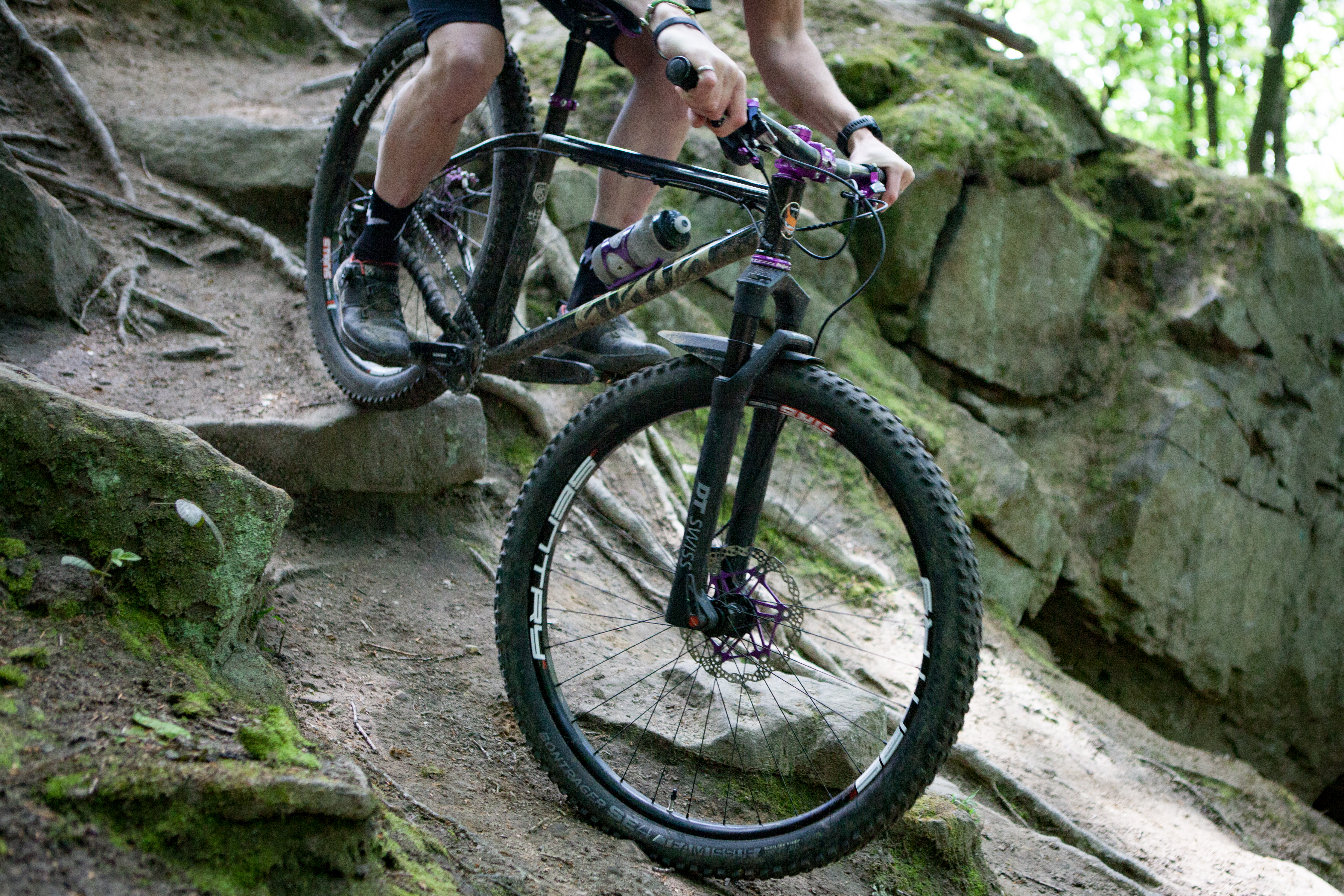 stan's no tubes sentry mk3 wheels tom hill cotic solarismax