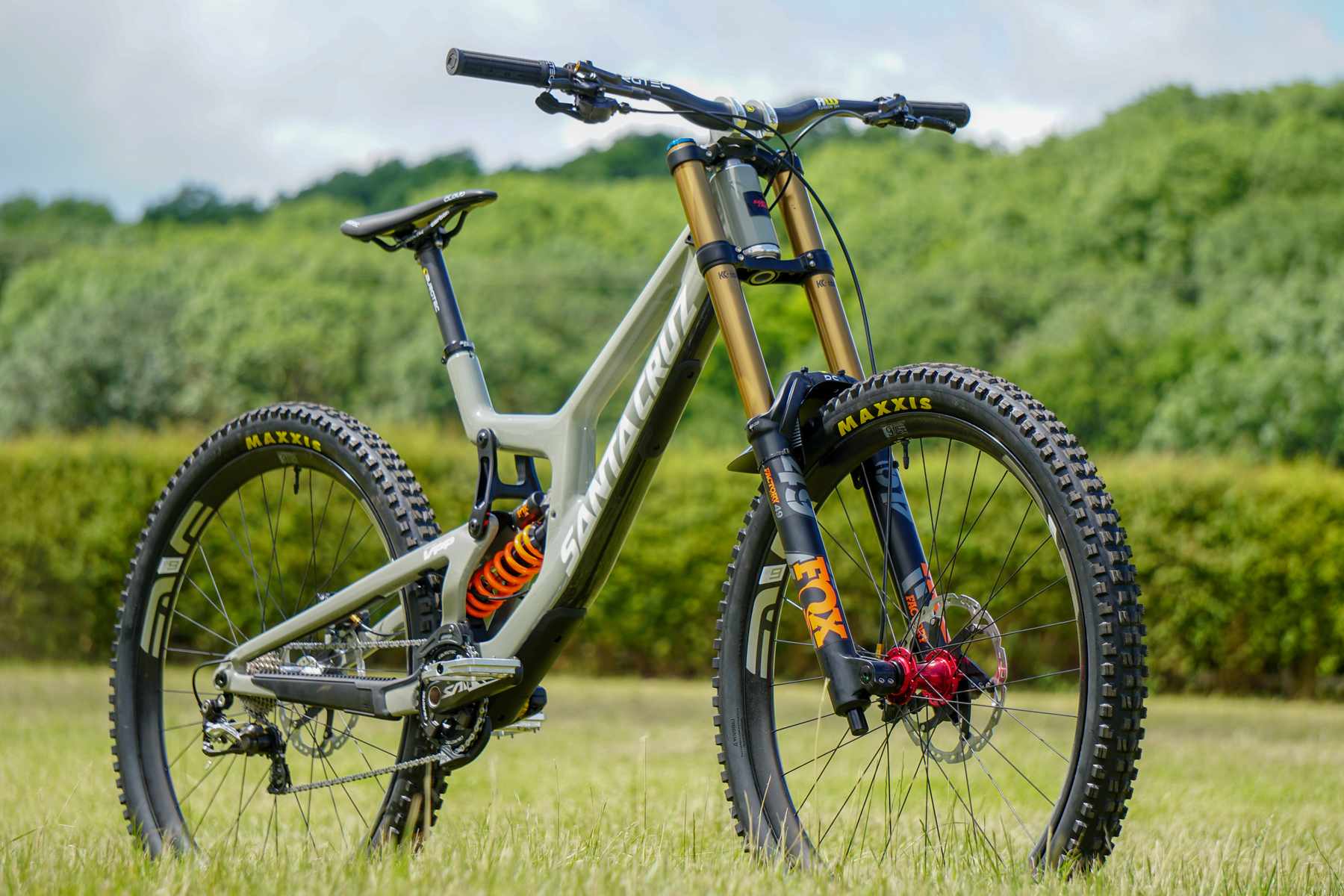 Burgtec components and sexy staff bikes – The Bike Place Show 2019