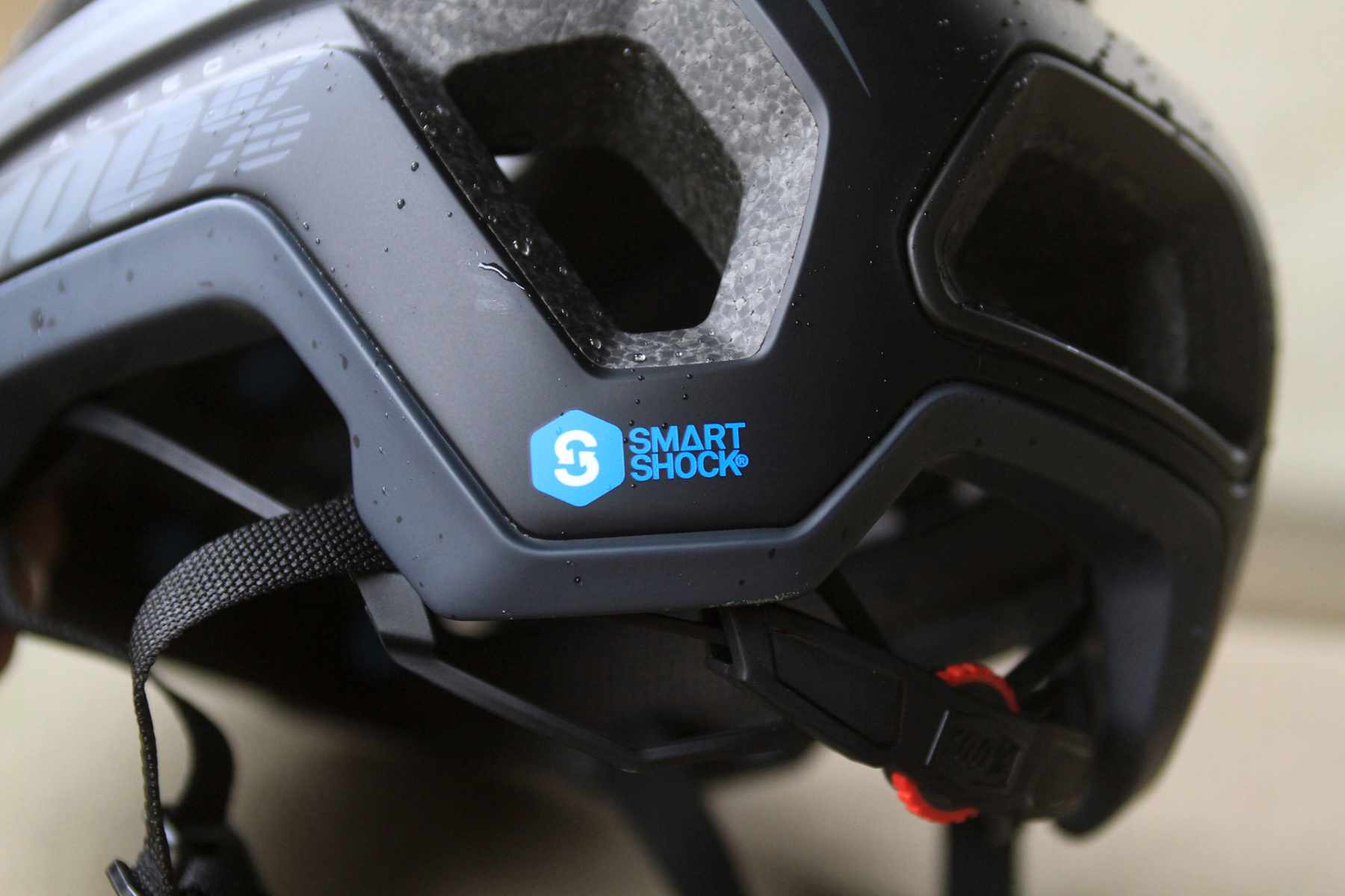 New Altec and Trajecta Trail And Full Face Helmets From 100%