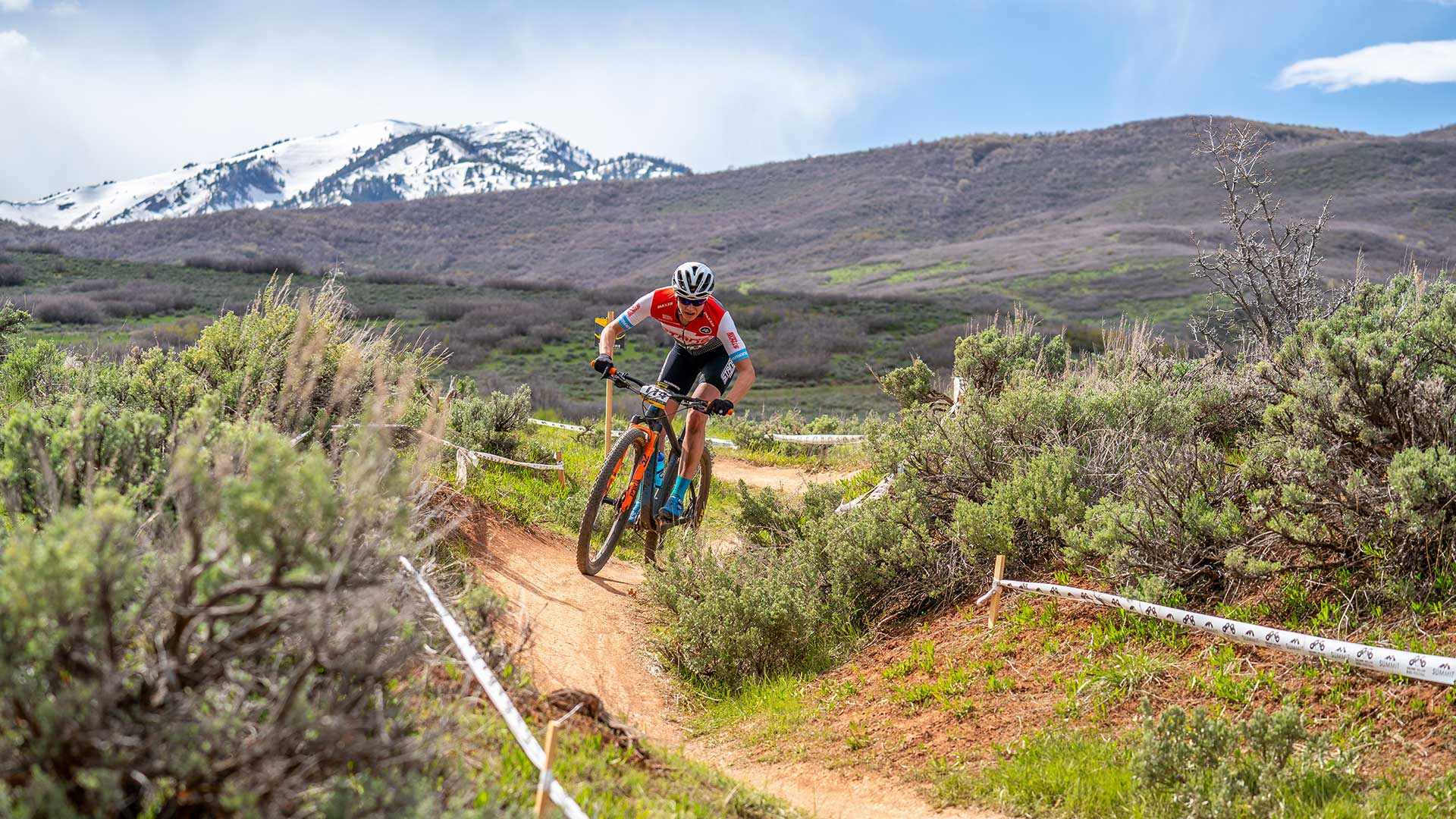 Pivot Lightens The LES