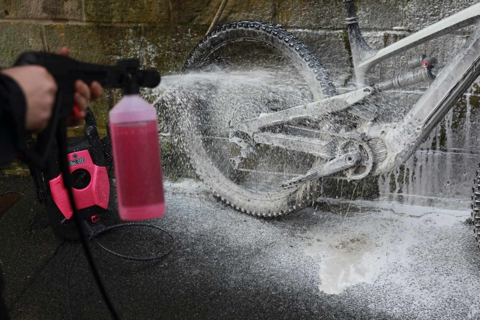 muc-off pressure washer