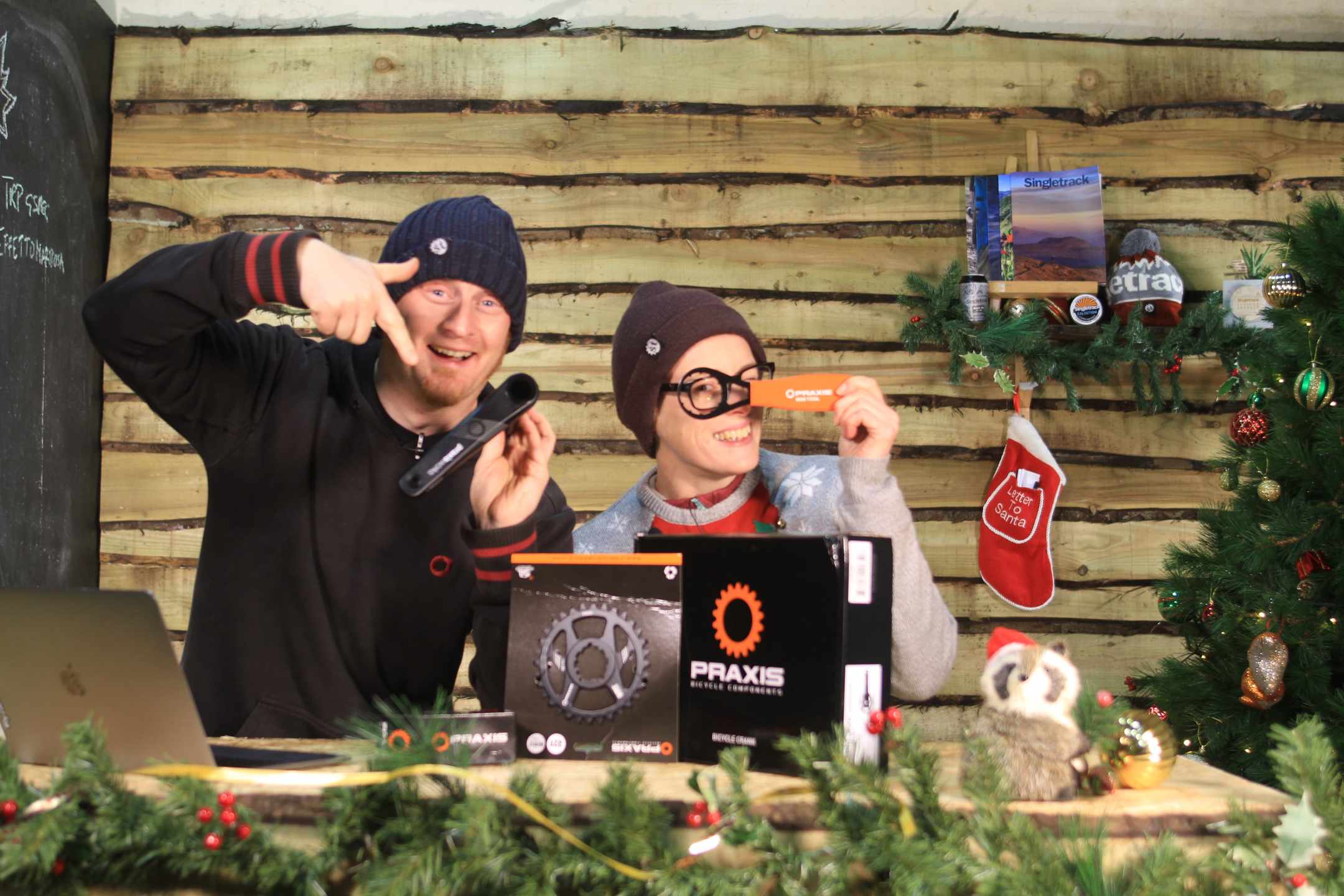 Christmas Countdown Day 17 | Win a Praxis Cadet Chainset, BB and Tool
