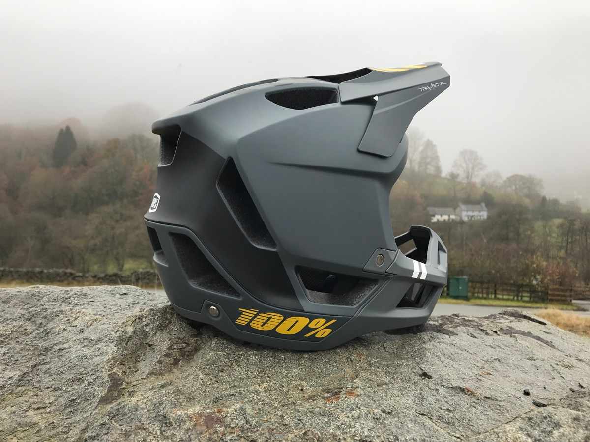 full face trail helmet light weight