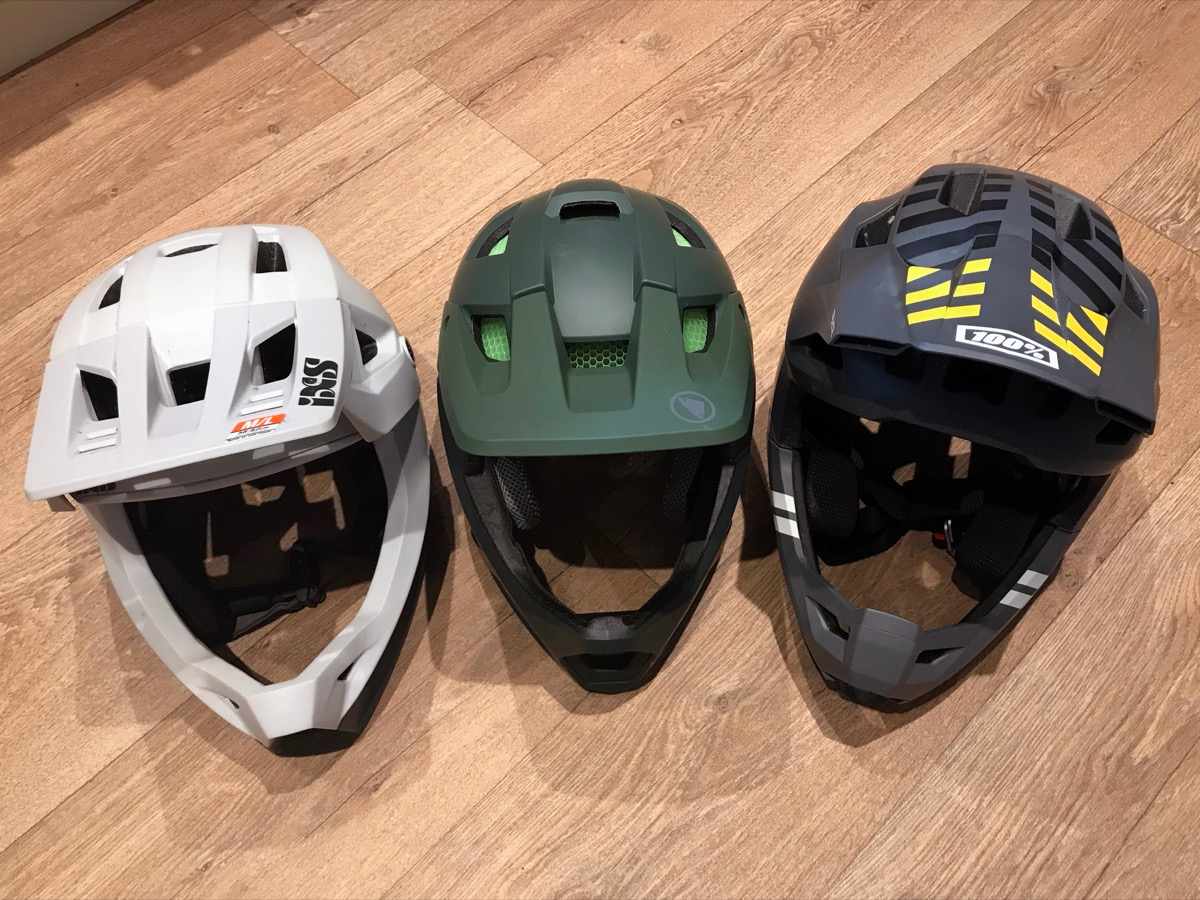 full face trail helmet