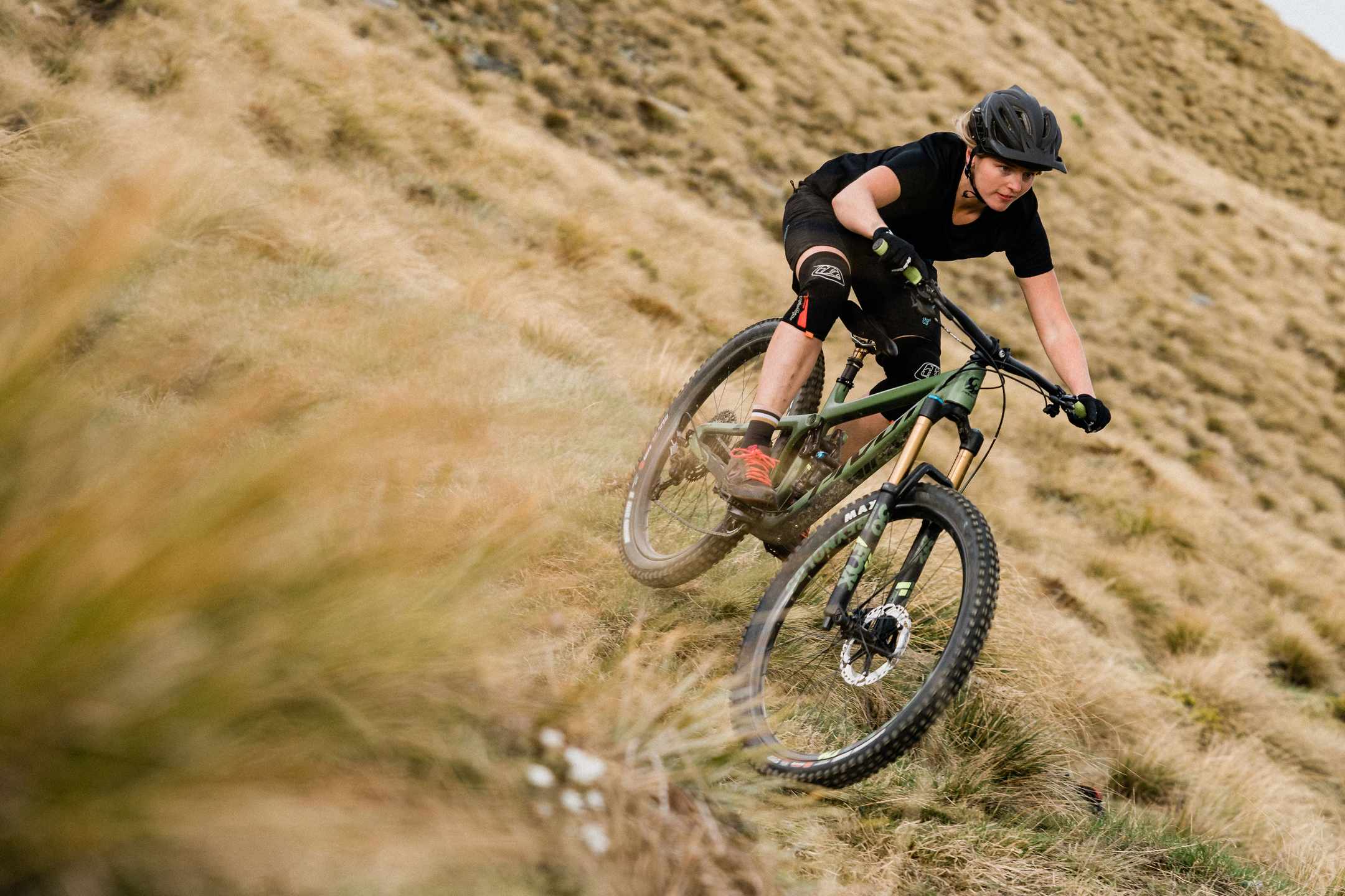 New Pivot Switchblade | Flip Your Chip And Choose From 29 Configurations!