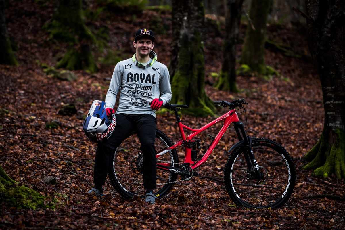 Greg Callaghan Unior Devinci