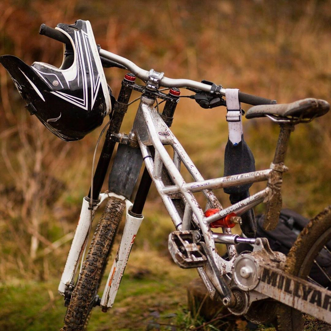 Must Watch! Allen Millyard talks us through the Millyard Racing 001 Downhill Bike!