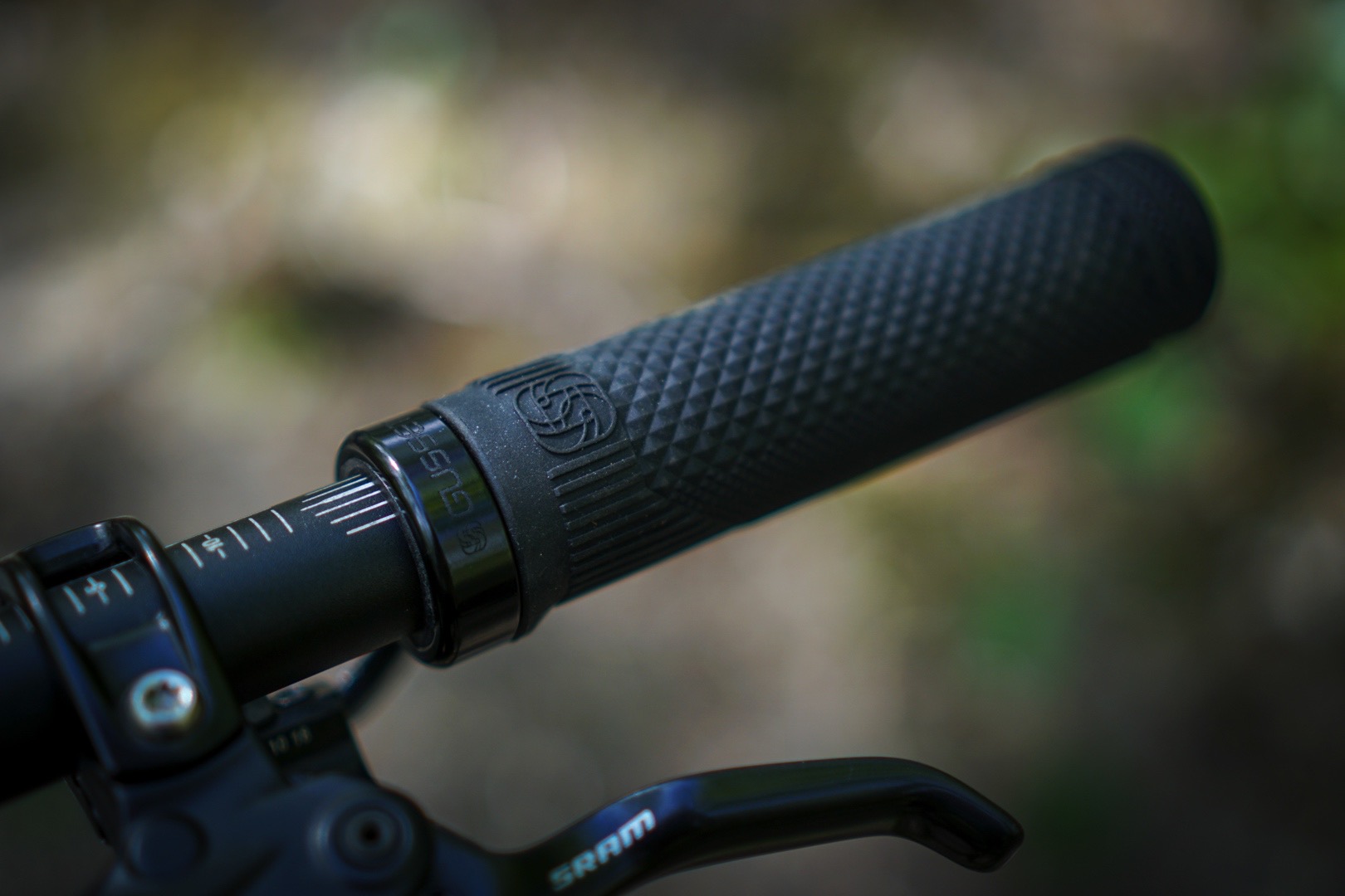 gusset s2 grips commencal meta am 29