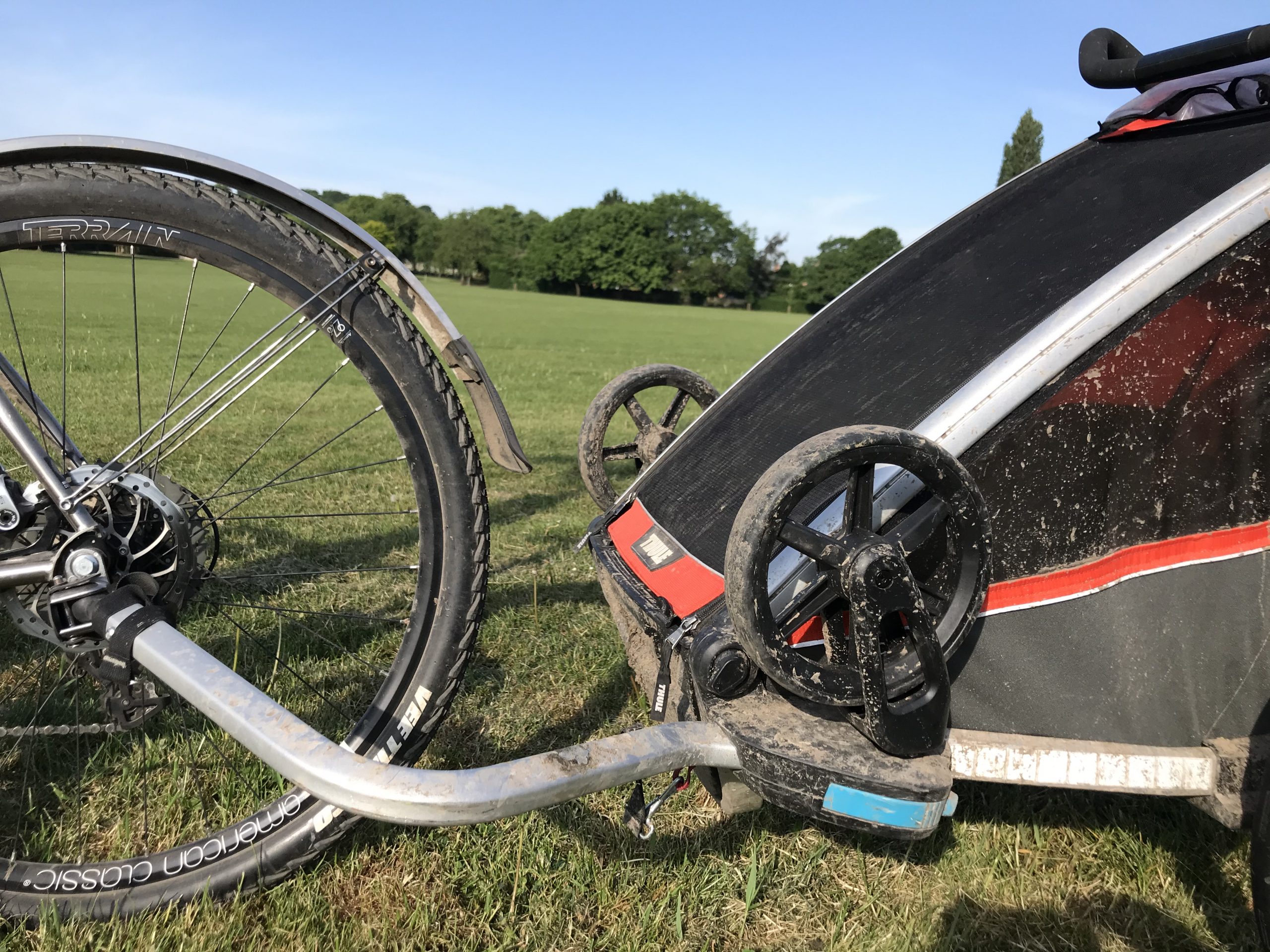 Thule Chariot Cross Trailer