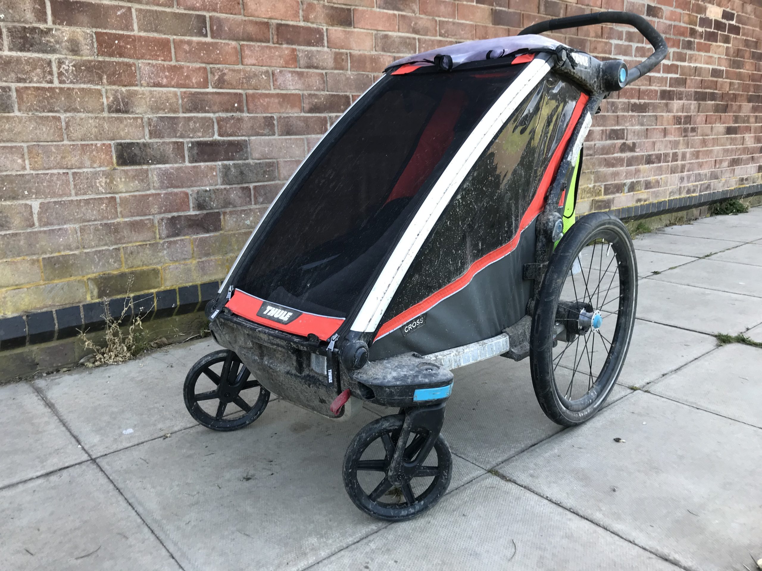 Thule Chariot Cross Trailer