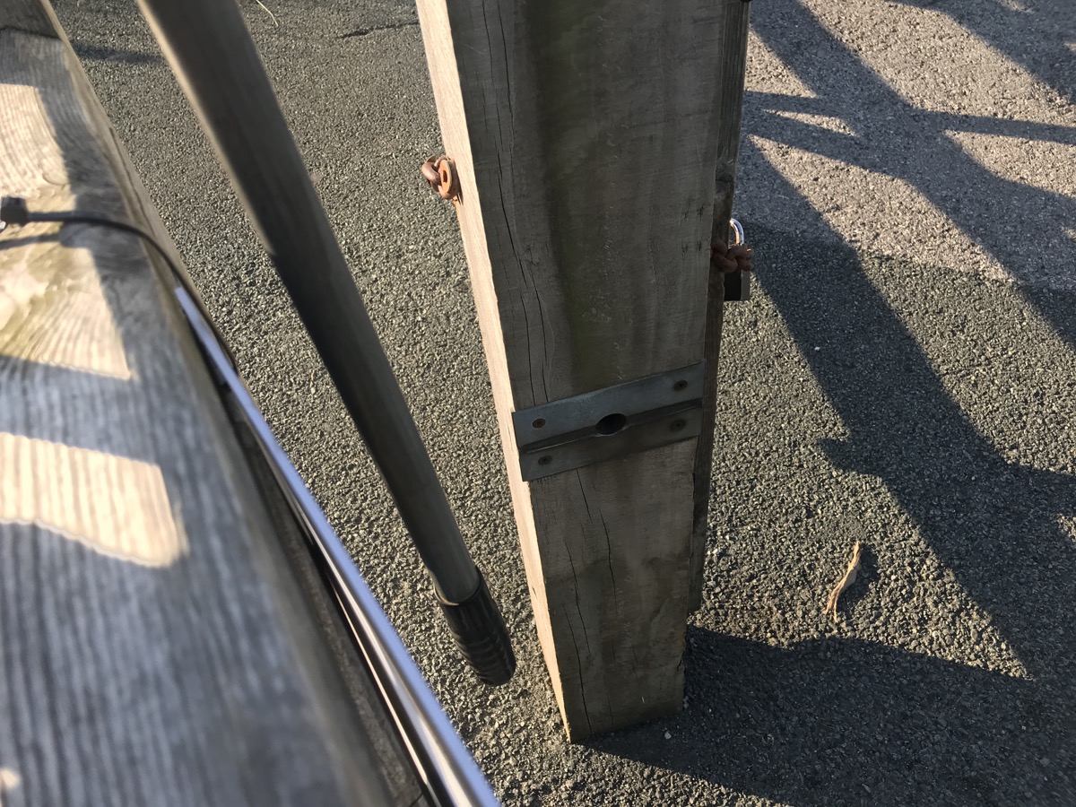 Withens Gate bad gate