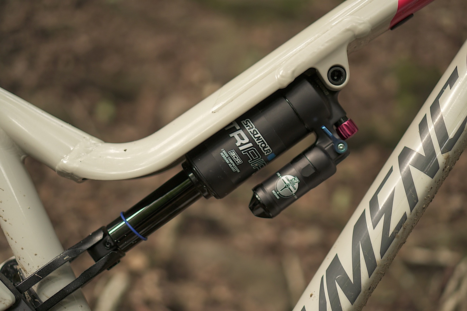 Suntour Triair 3CR rear shock