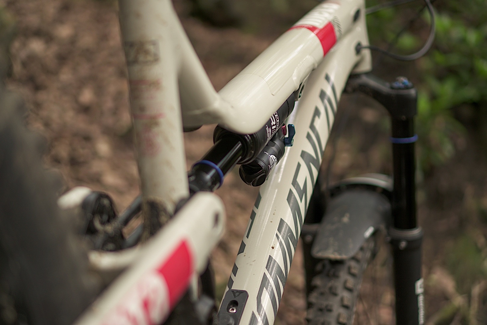 Suntour Triair 3CR rear shock