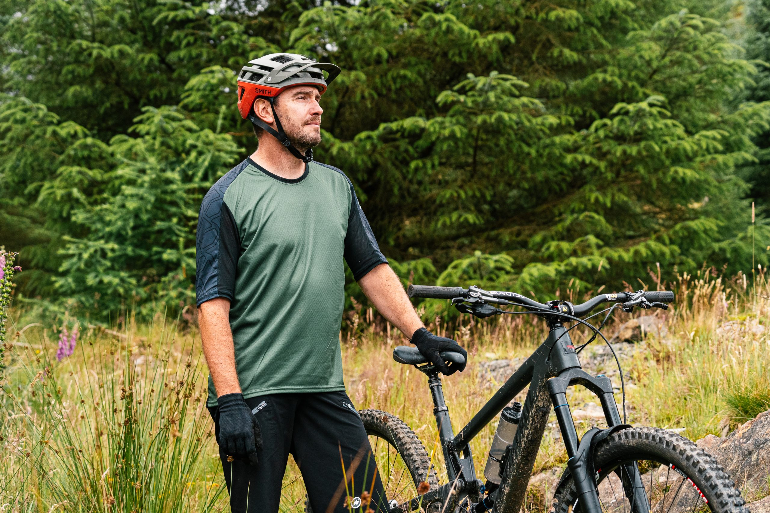 Assos trail clothing