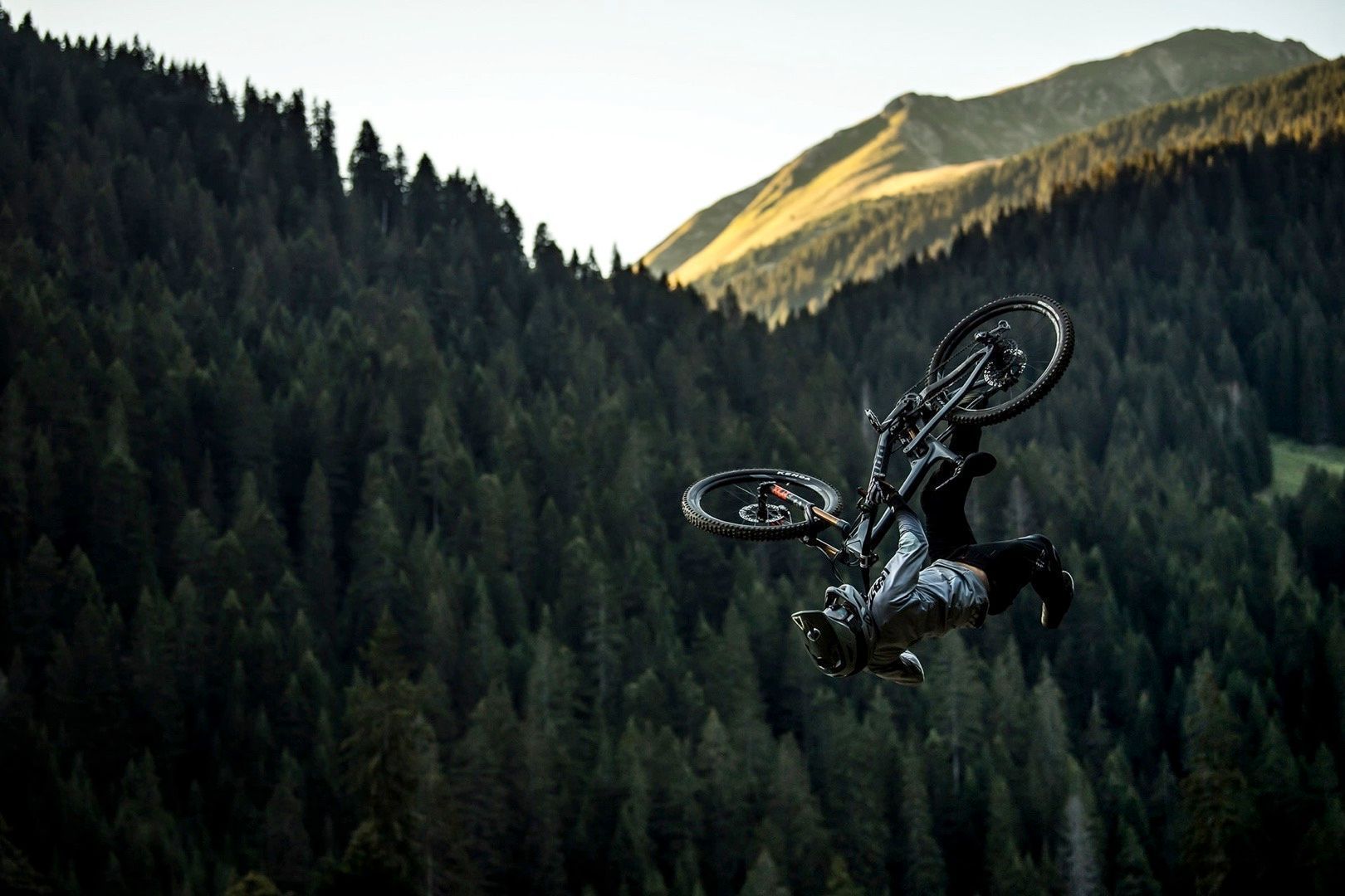 2021 Propain Spindrift “flows like water” “lit like fire”