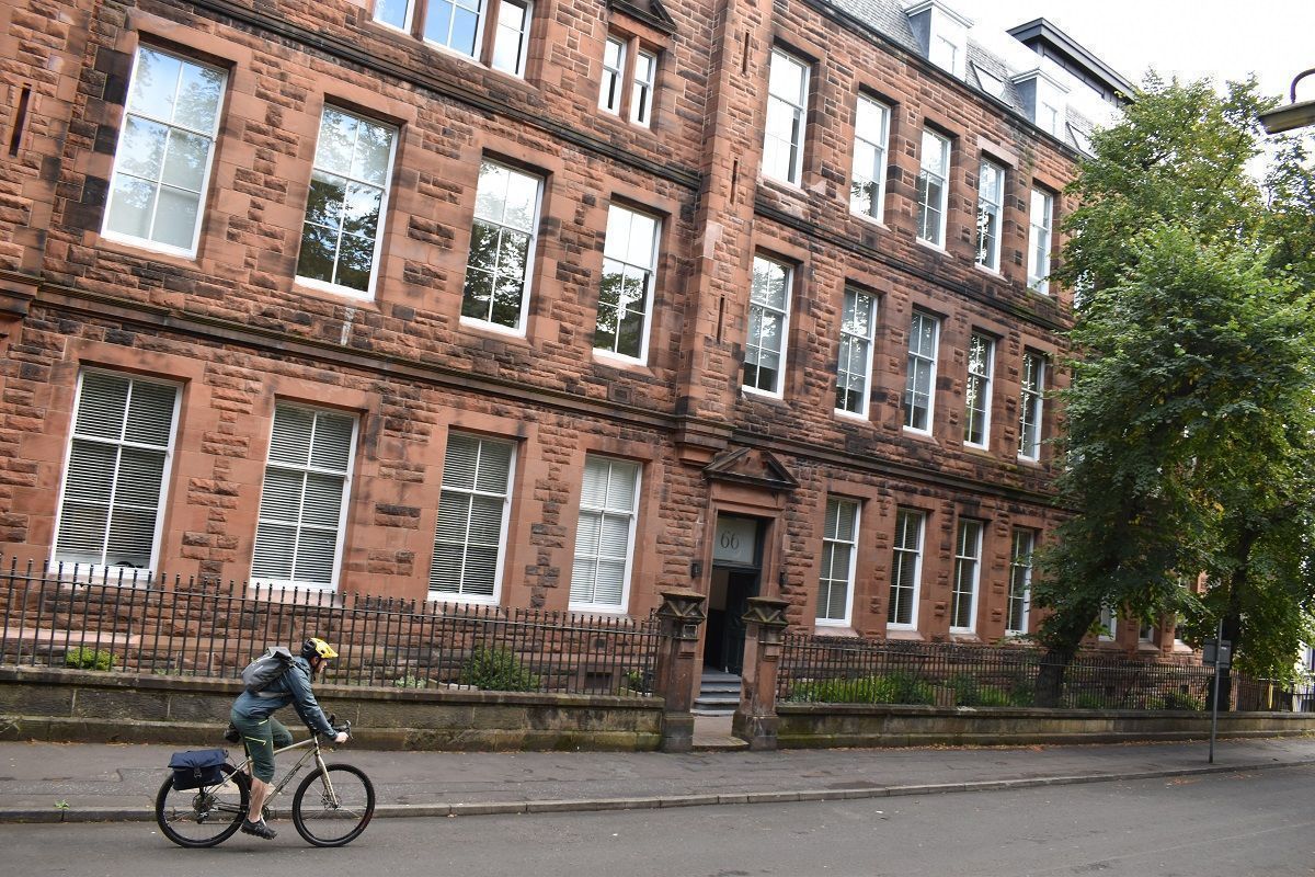 ortlieb twin city daypack urban glasgow street