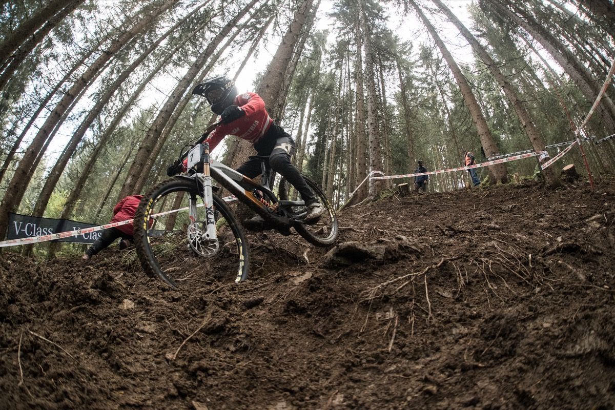Making Up The Numbers | Camille Balanche, David Trummer and Dan Slack – DH World Championship Review