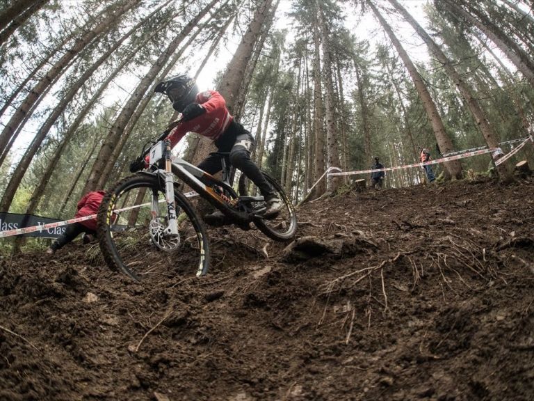 Making Up The Numbers | Camille Balanche, David Trummer and Dan Slack – DH World Championship Review