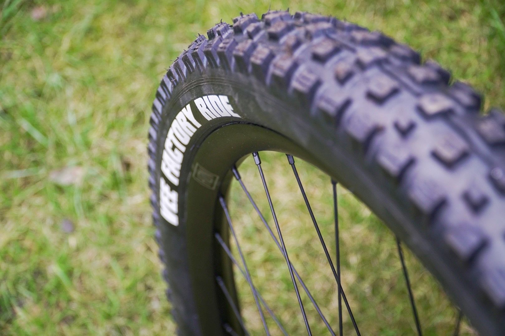 Vee Tire Attack HPL Review – amazing grip and puncture protection