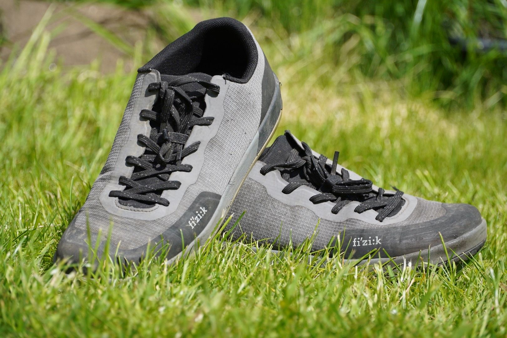 Review: Fi’zi:k Gravita Versor Flat Shoes