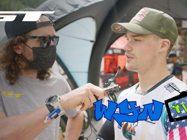 Wyn Masters hits the EWS Pits in Val di Fassa