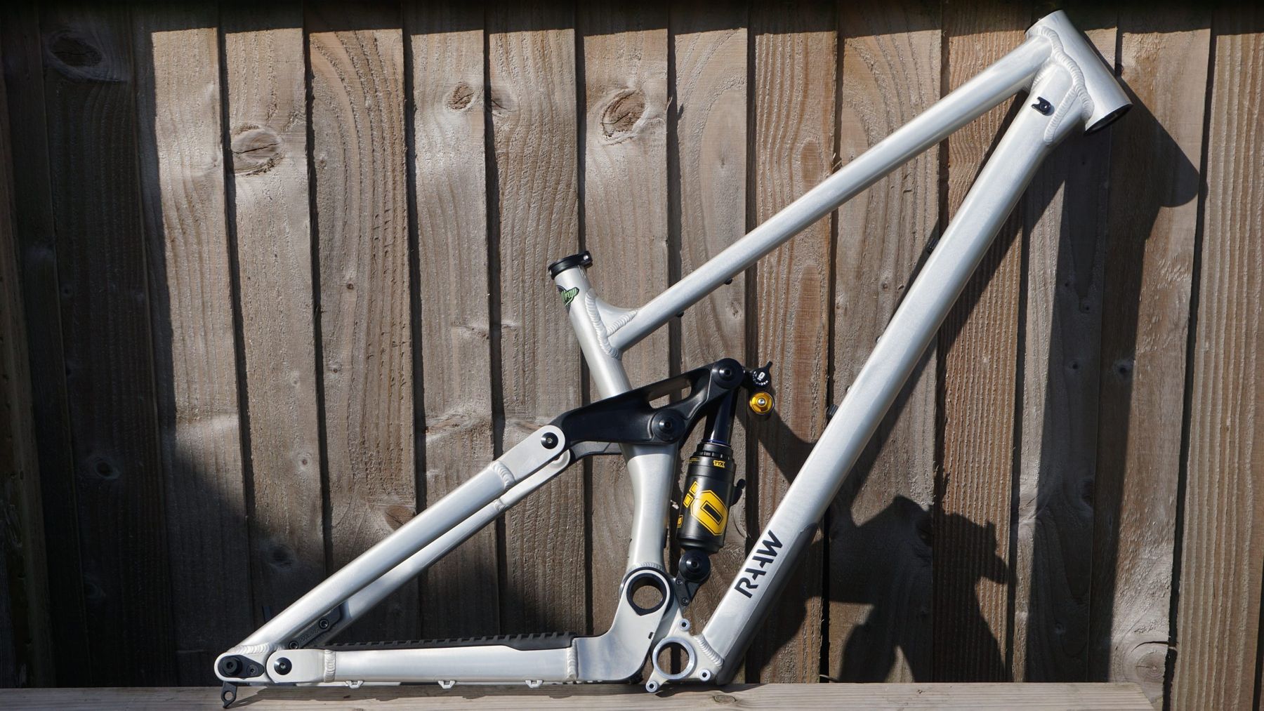 Fresh Goods Friday 562 | The Raw Tubes and Rubber Edition