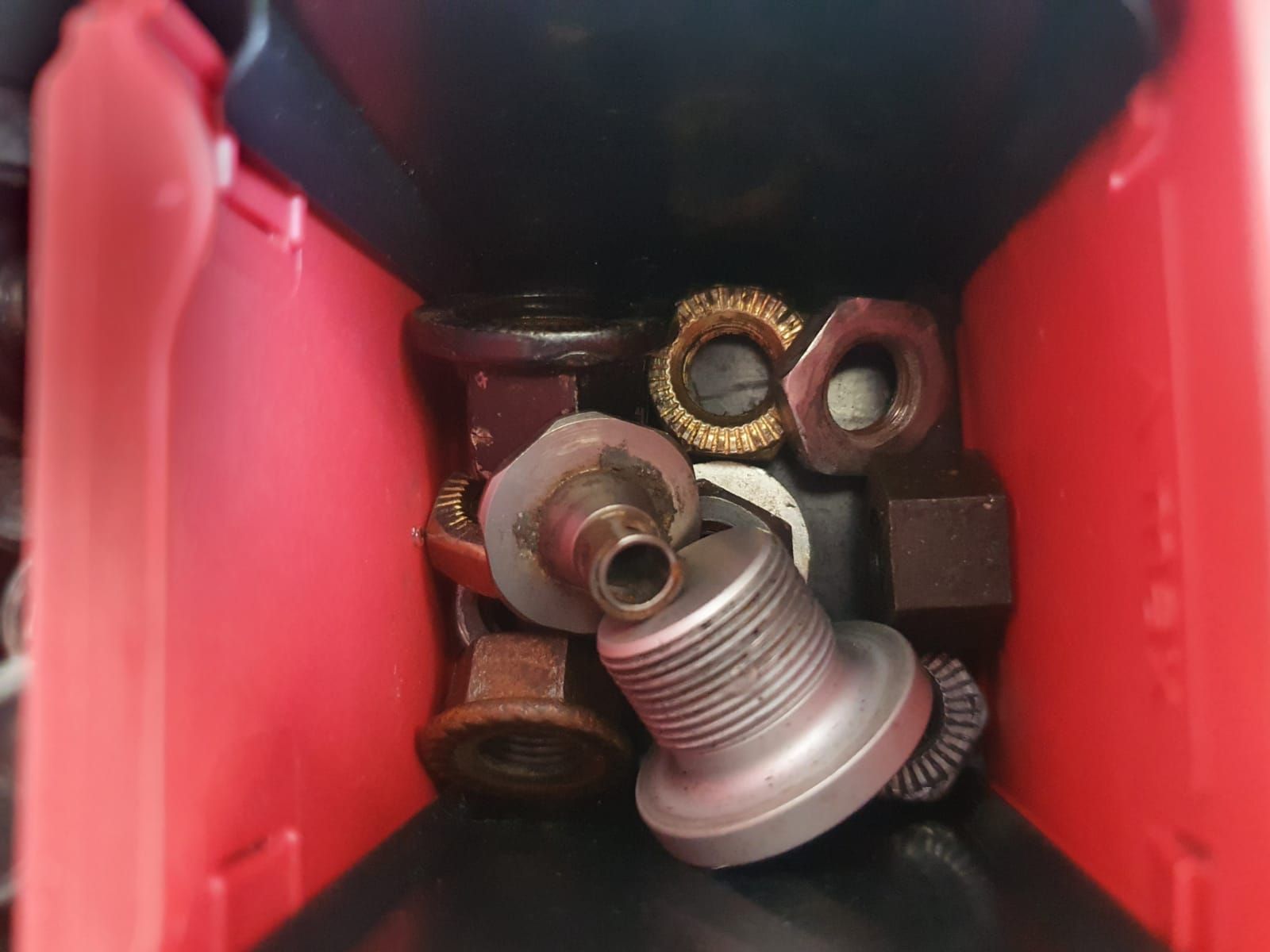 how to fix a broken maxle