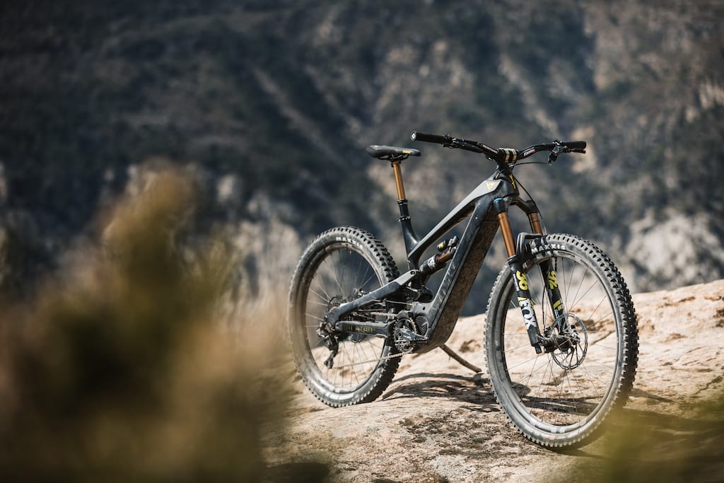 YT Decoy CF Pro Race First Ride Review, a gravity fuelled e-MTB that’s not the JeffsE