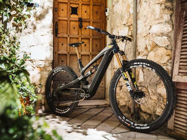 YT Just Announced The YT Decoy – A fully integrated carbon e-MTB