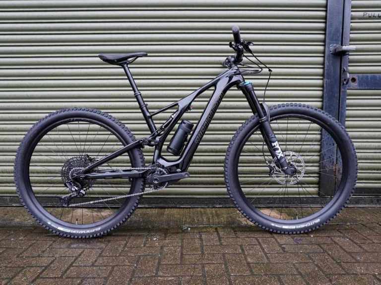 Specialized Turbo Levo SL Comp Carbon | First Ride Video
