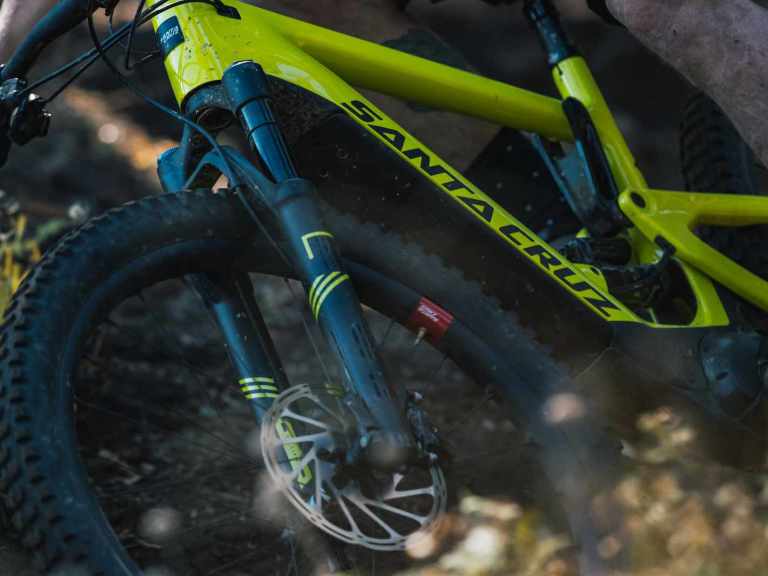 Santa Cruz Launches New Heckler – And It’s An E-MTB