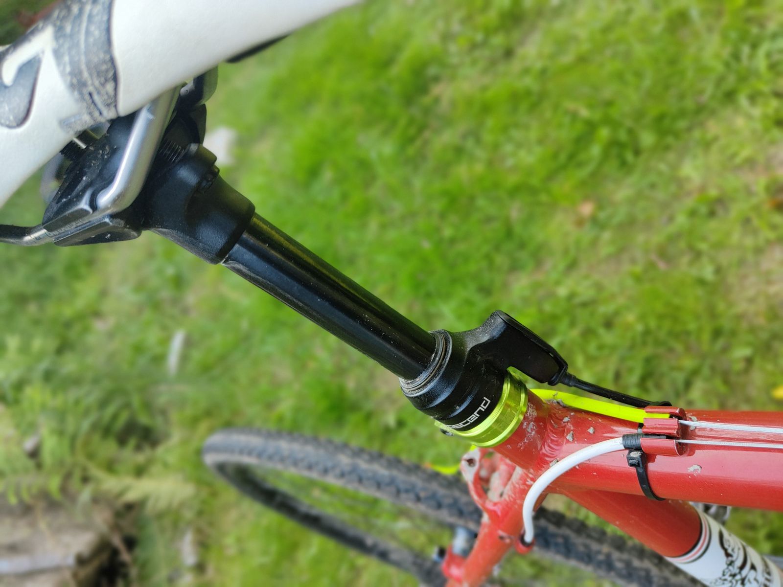 Review: Give your gravel bike some drop with the Brand X Dropper!