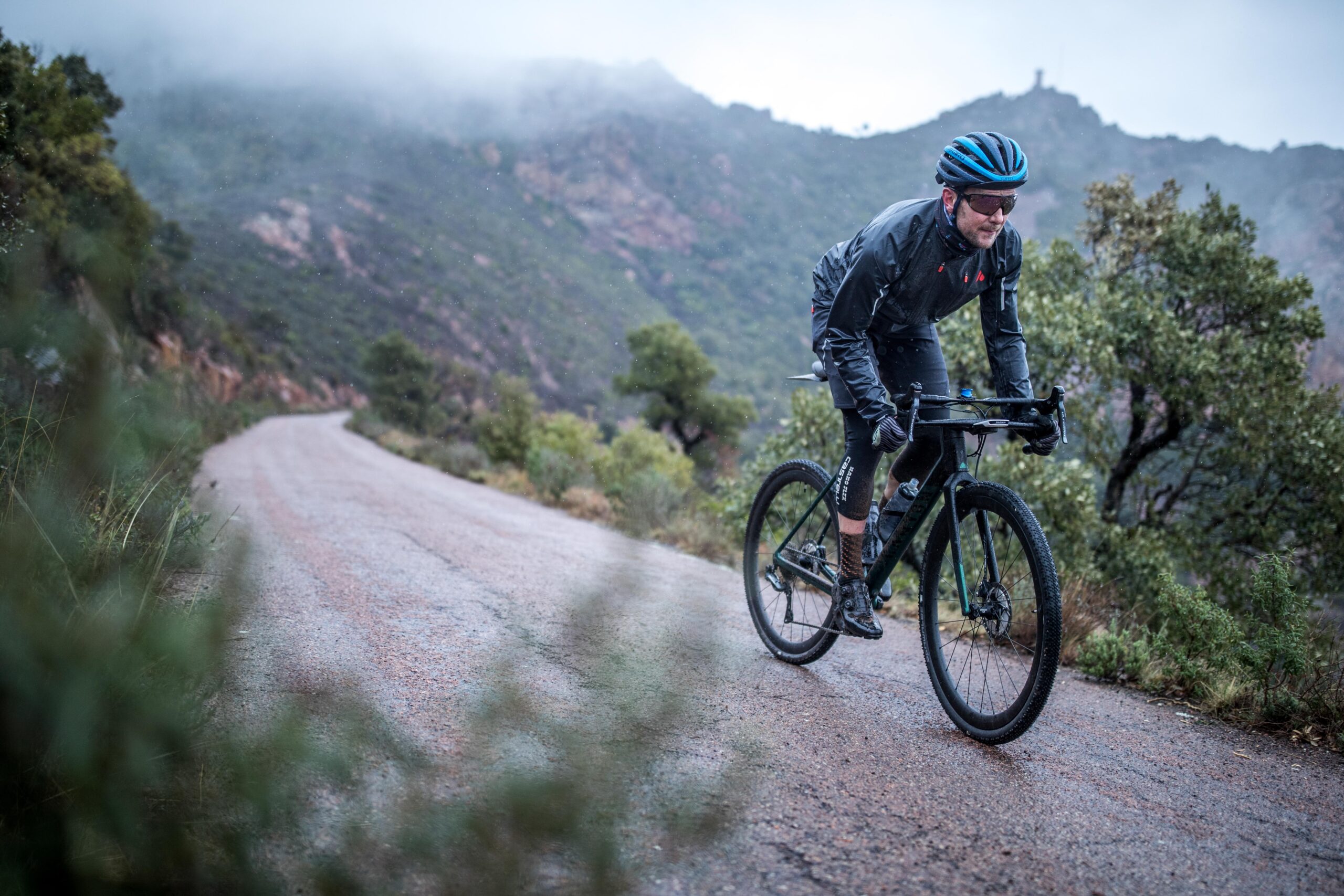 First ride: Canyon Grail CF SLX 8.0 (and yes, yes, those bars)