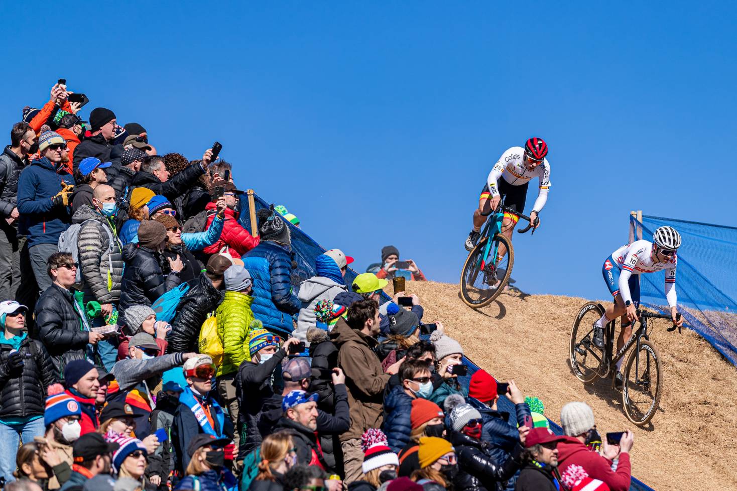 British Success at 2022 UCI Cyclo-Cross World Championships