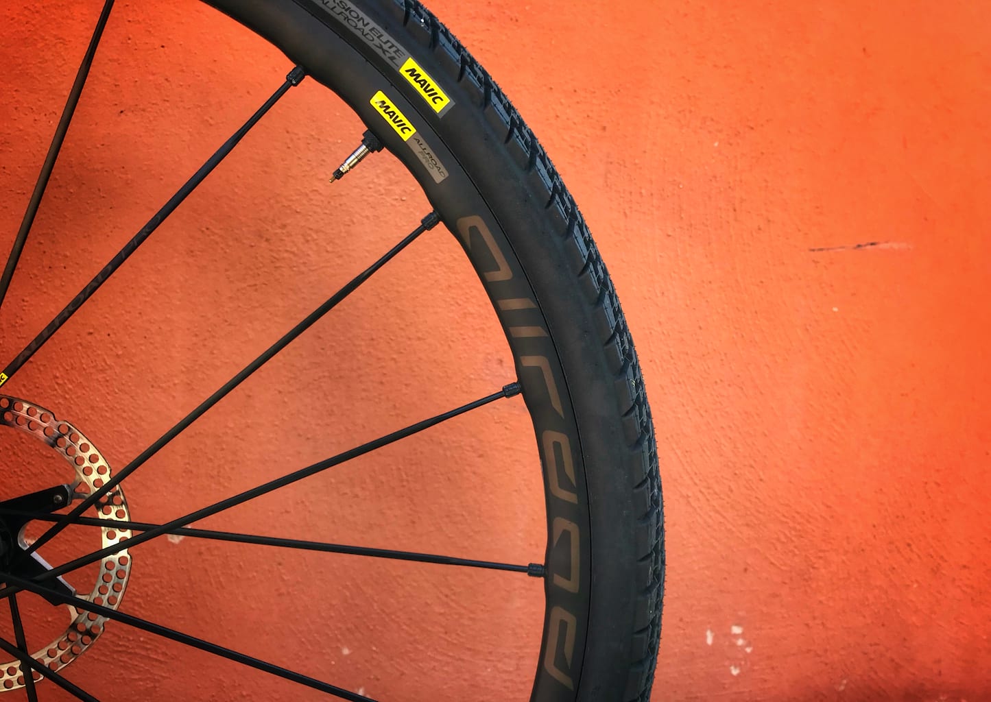 Mavic get on the gravel train with new wheels and more – first ride review