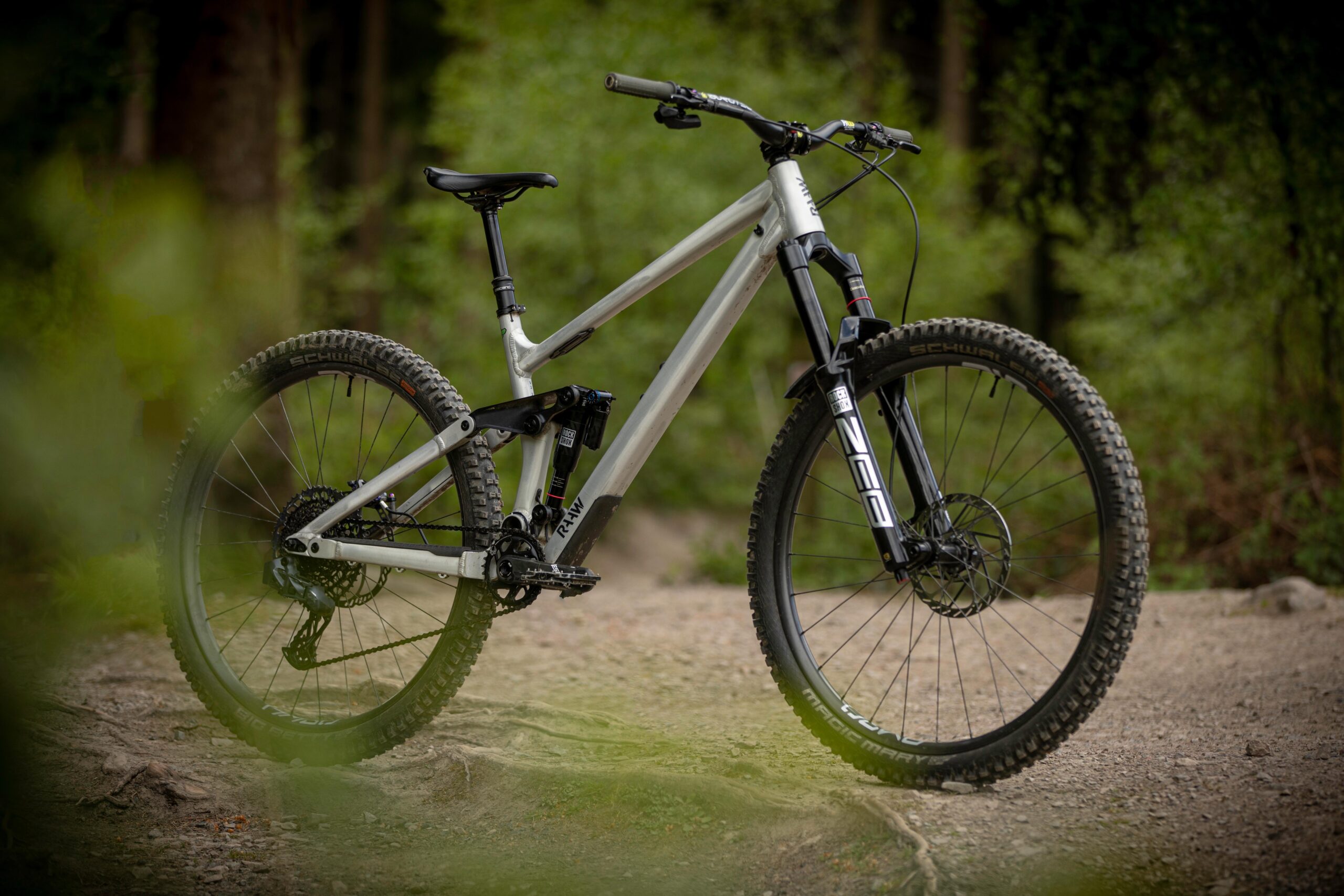 2023 RockShox Zeb Ultimate & Super Deluxe Ultimate Review