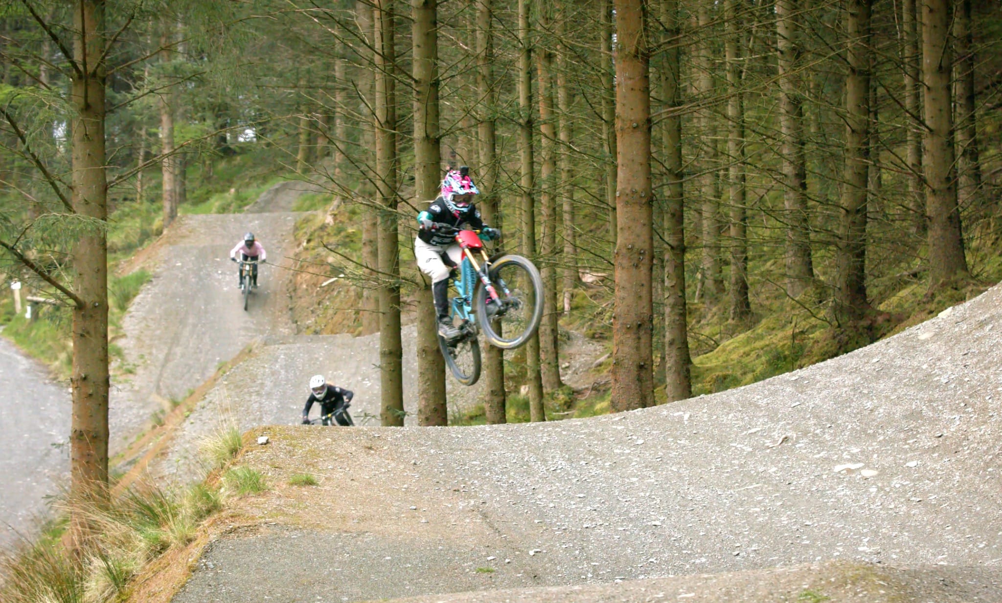 UK women's freeride revolution bike park project evolve