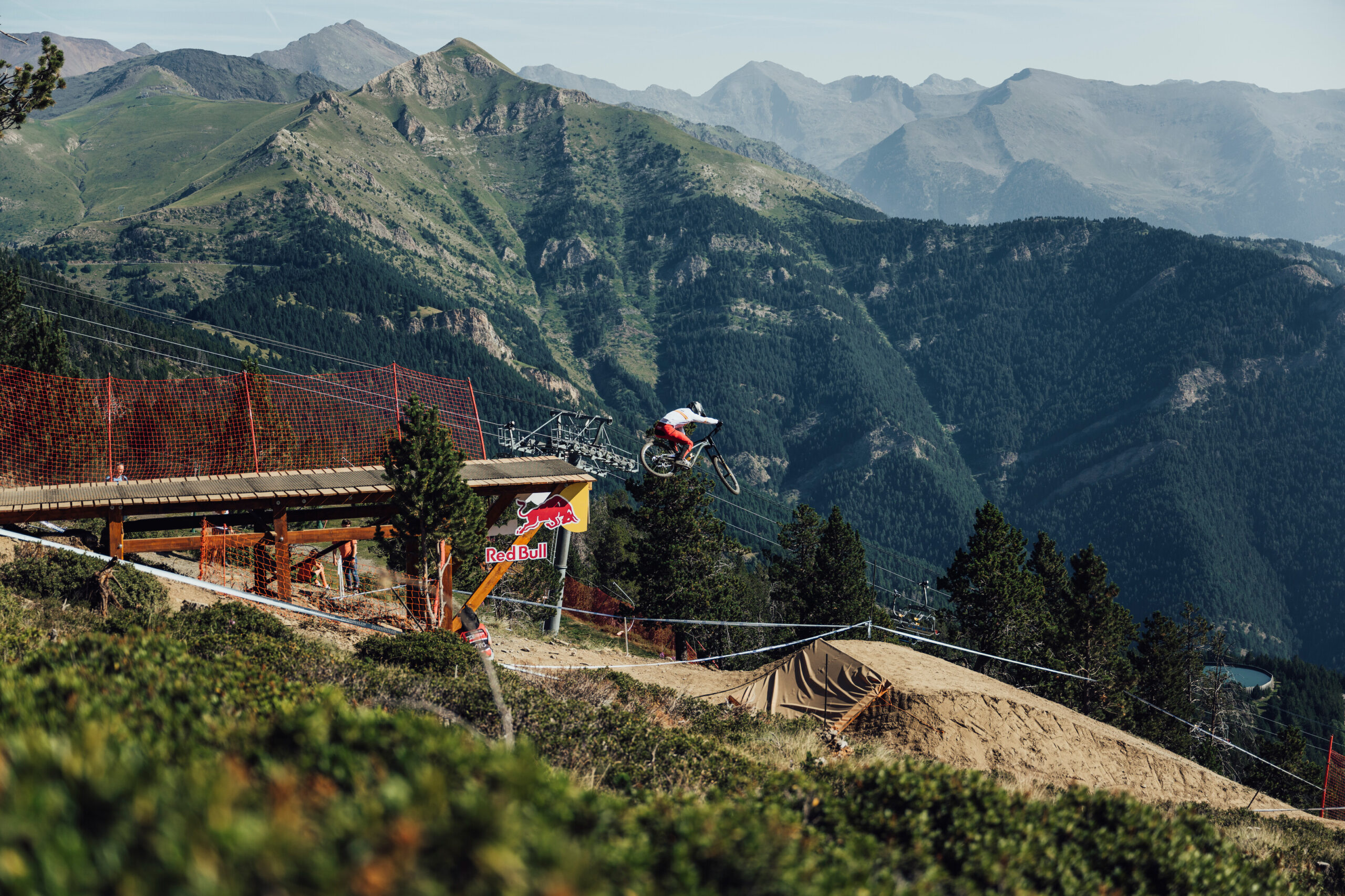 DH World Cup Round 5 – Vallnord – The new track delivers! (Spoilers)