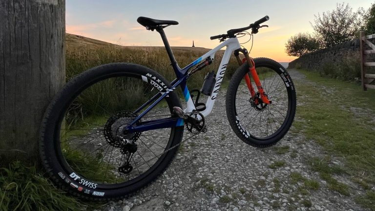 Canyon Lux World Cup CFR Team review