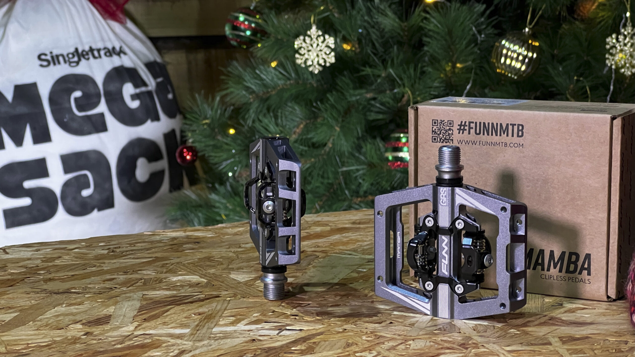 Megasack Giveaway Day 2: FUNN Mamba S Pedals