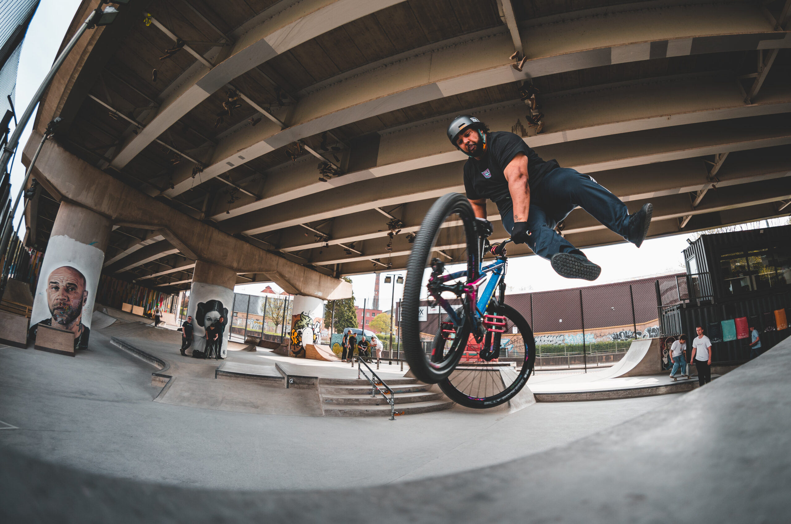 Move Over Chris Akrigg, Hello Leo Smith