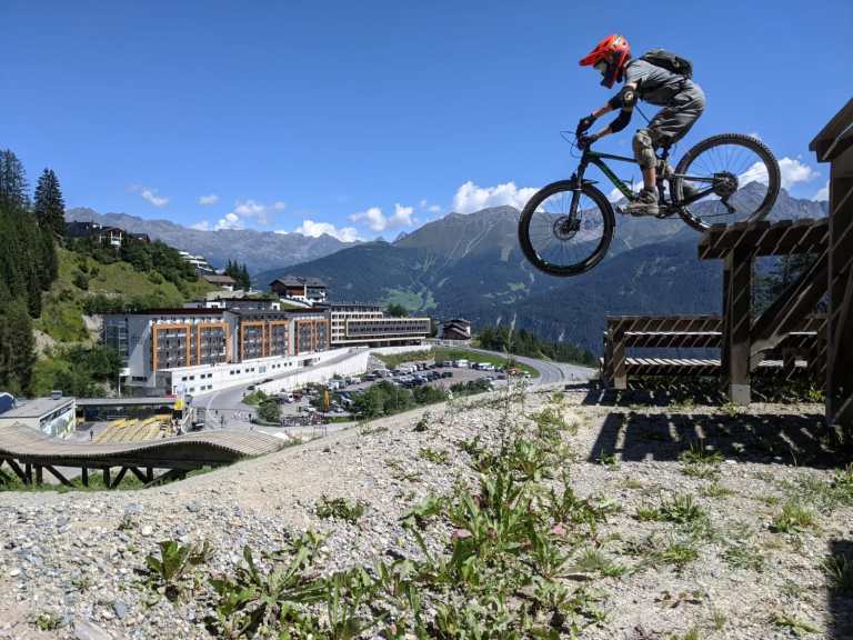 Giant Anthem 2 2017 Full Suss- Small