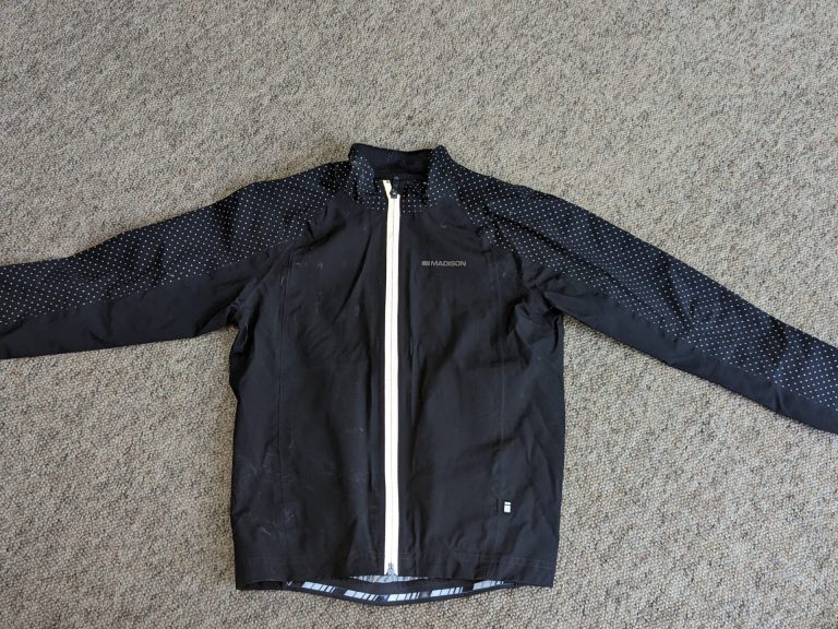 Madison child cycling jacket (age 9-10)