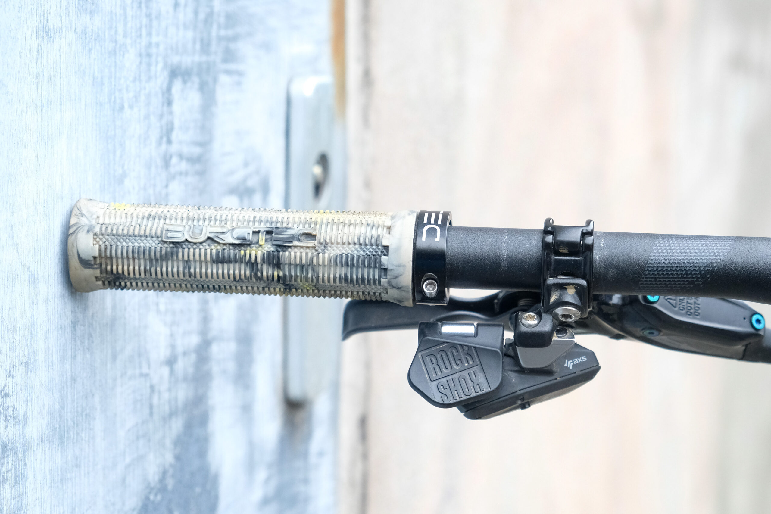 RockShox Reverb AXS controller