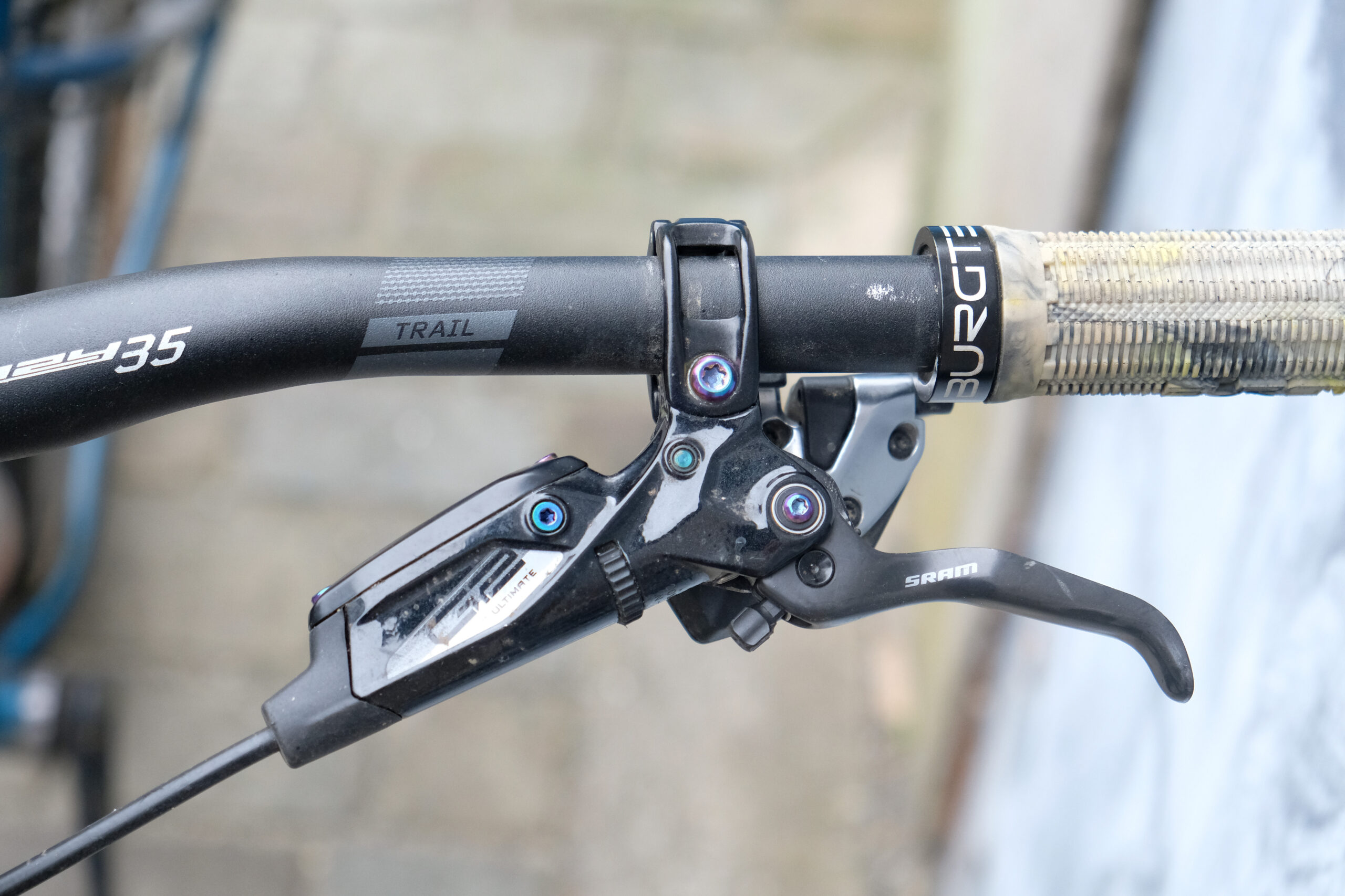RockShox Reverb AXS
